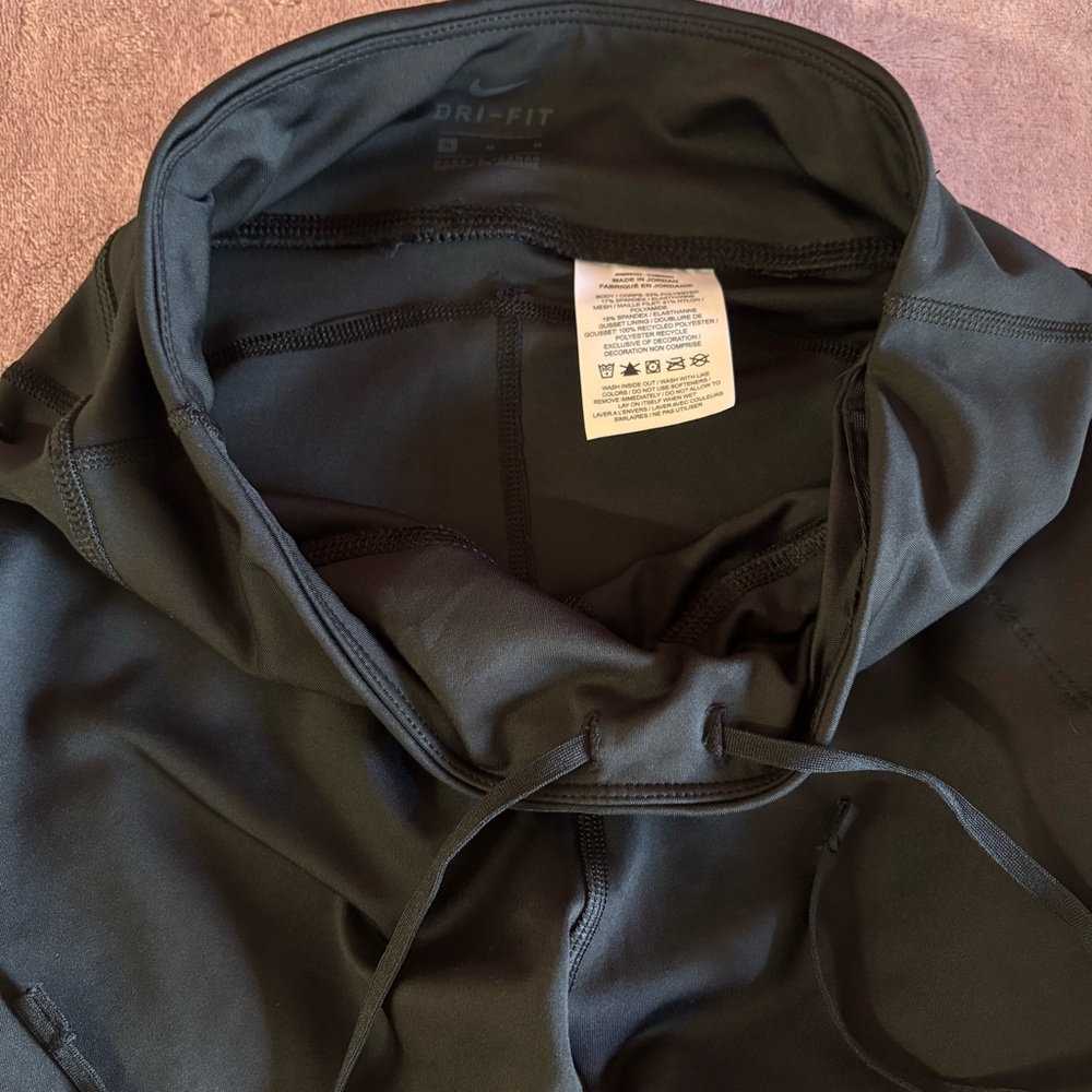 Nike Dri-FIT Black Leggings - Picture 7 of 8